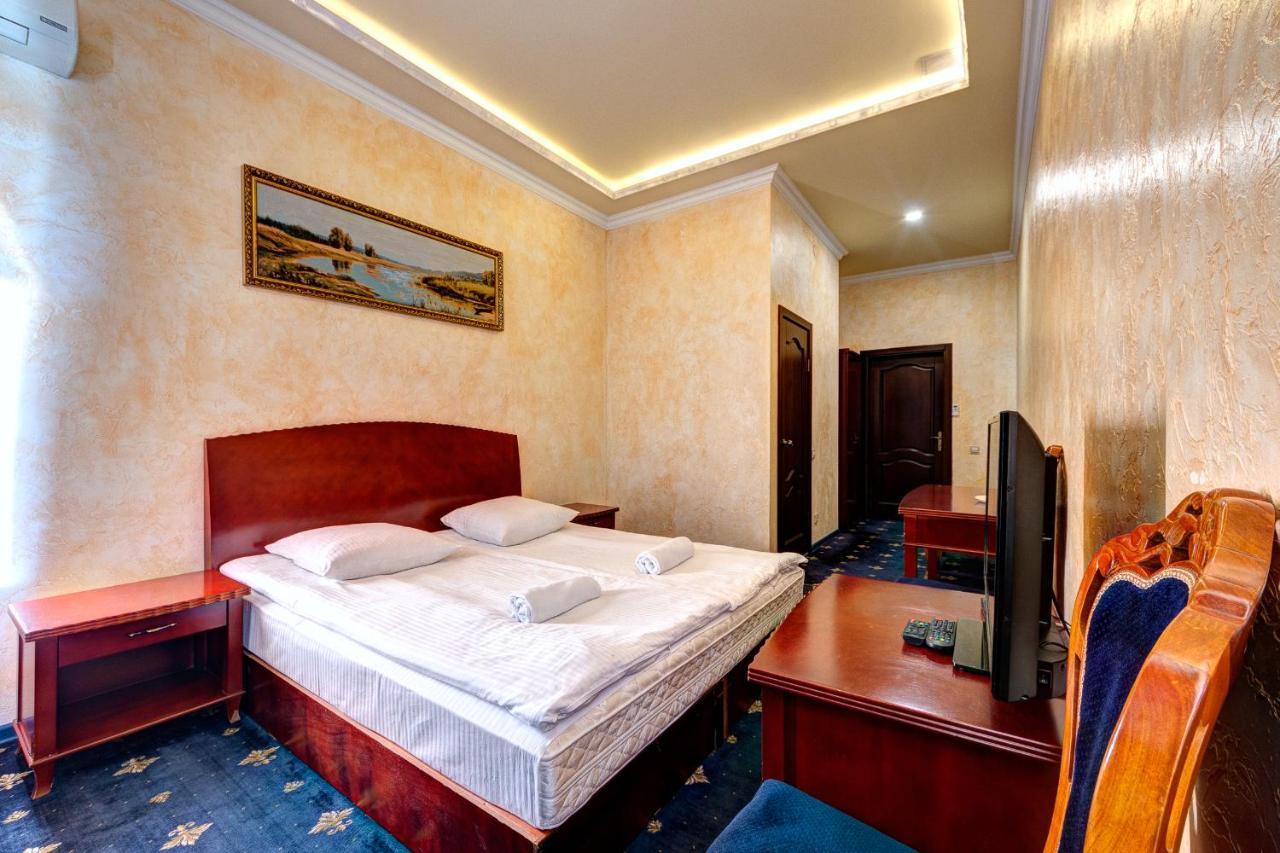 Hotel Kiev Lomakin المظهر الخارجي الصورة