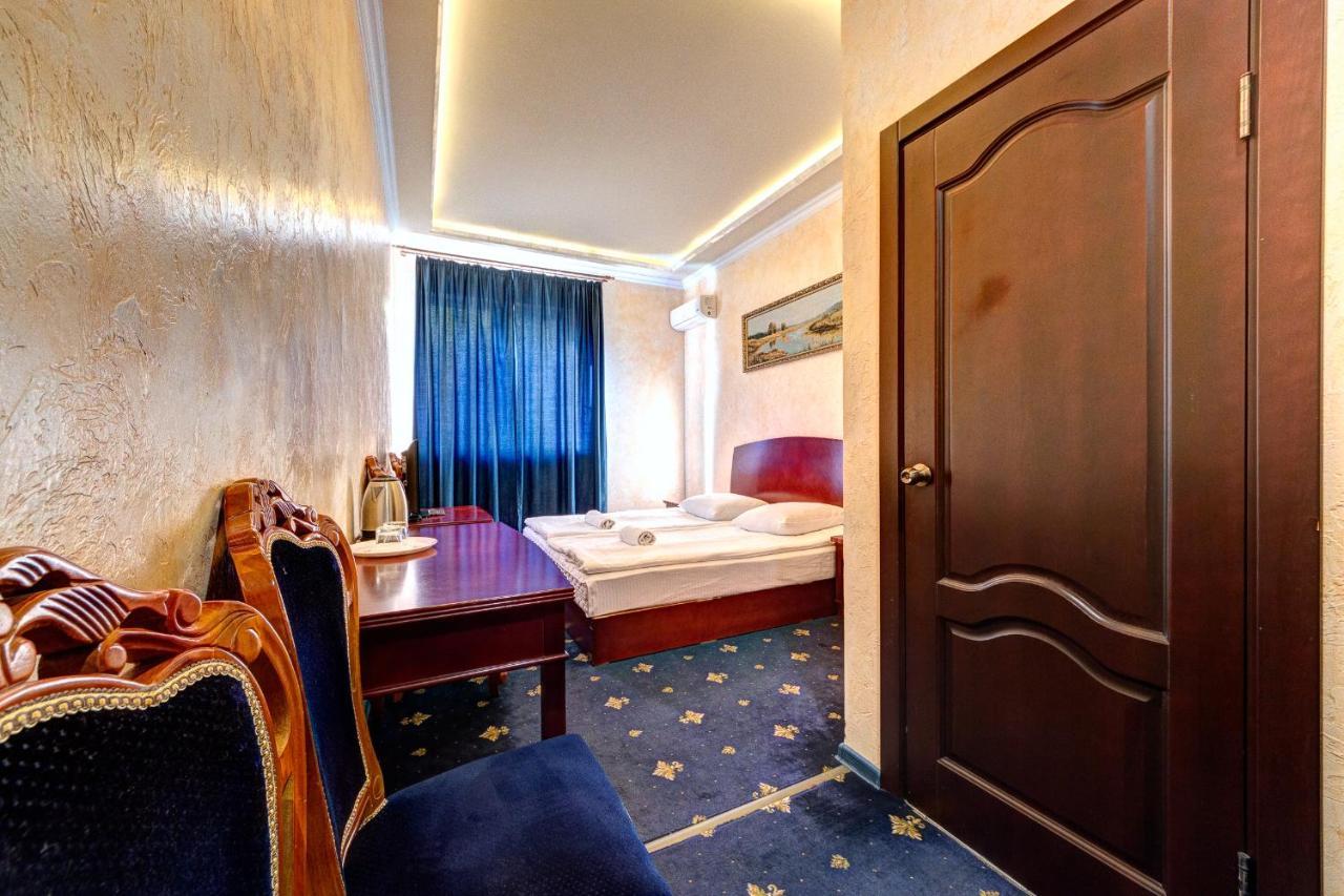 Hotel Kiev Lomakin المظهر الخارجي الصورة
